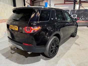 Used Land Rover Discovery Sport 2017 for sale - 78799639: Photo