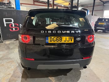 Used Land Rover Discovery Sport 2018 for sale - 79555671: Photo