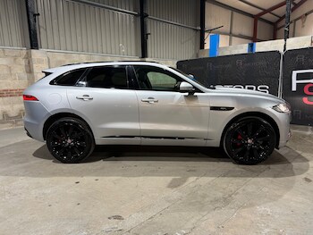 Used Jaguar F-Pace 2017 for sale - 78509504: Photo