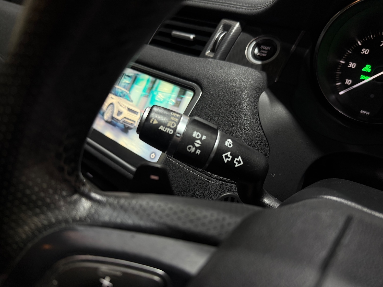 Used Land Rover Range Rover Evoque 2019 for sale - 76635941: Photo 35