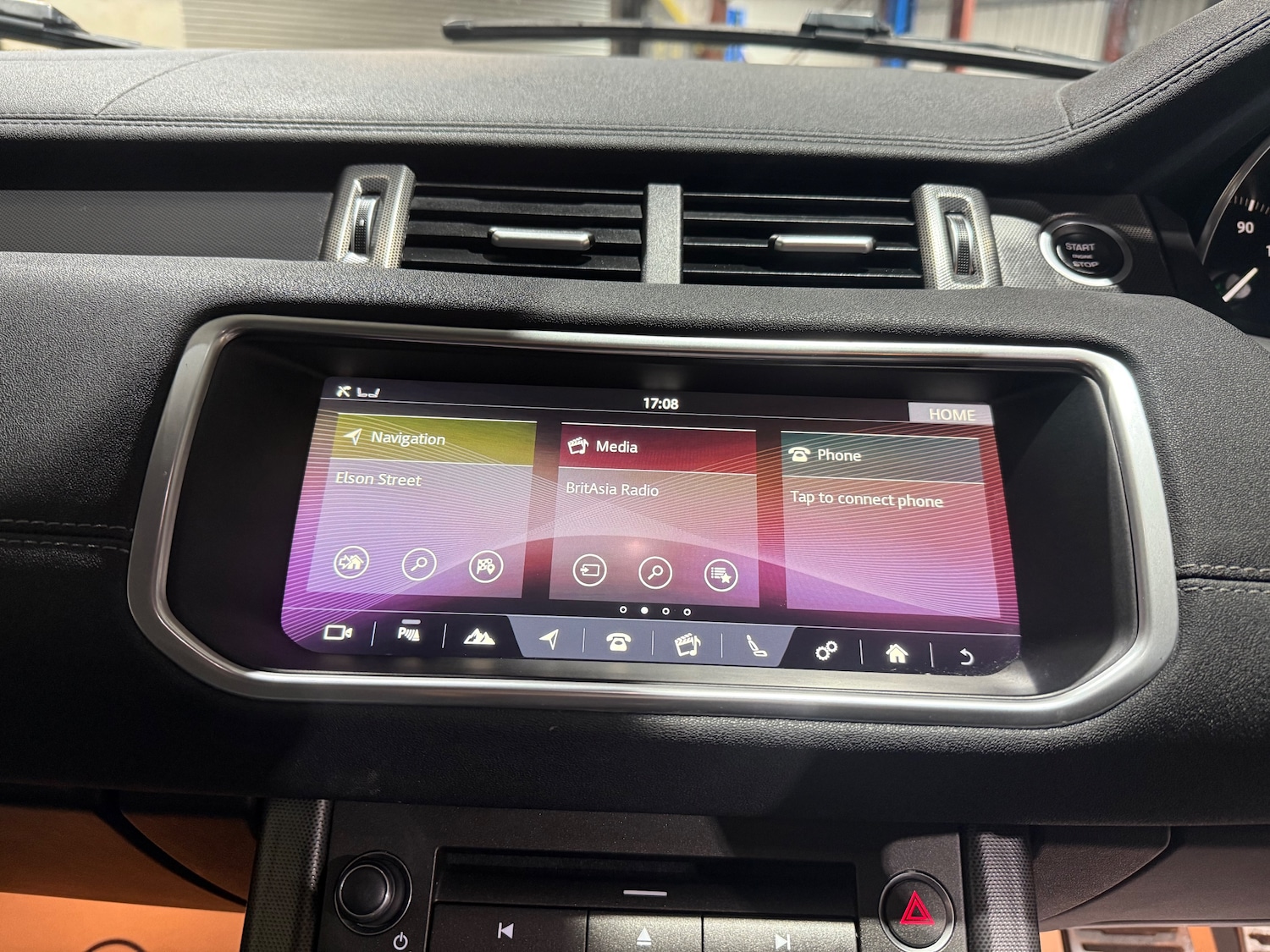 Used Land Rover Range Rover Evoque 2019 for sale - 76635941: Photo 38