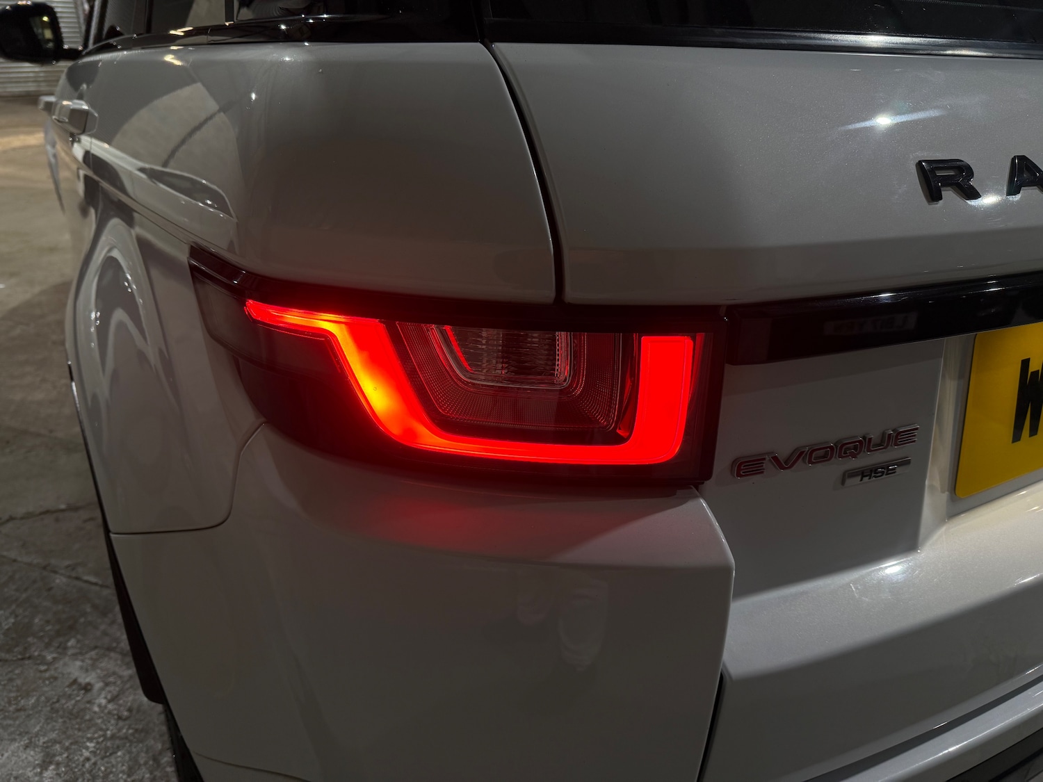 Used Land Rover Range Rover Evoque 2019 for sale - 76635941: Photo 54