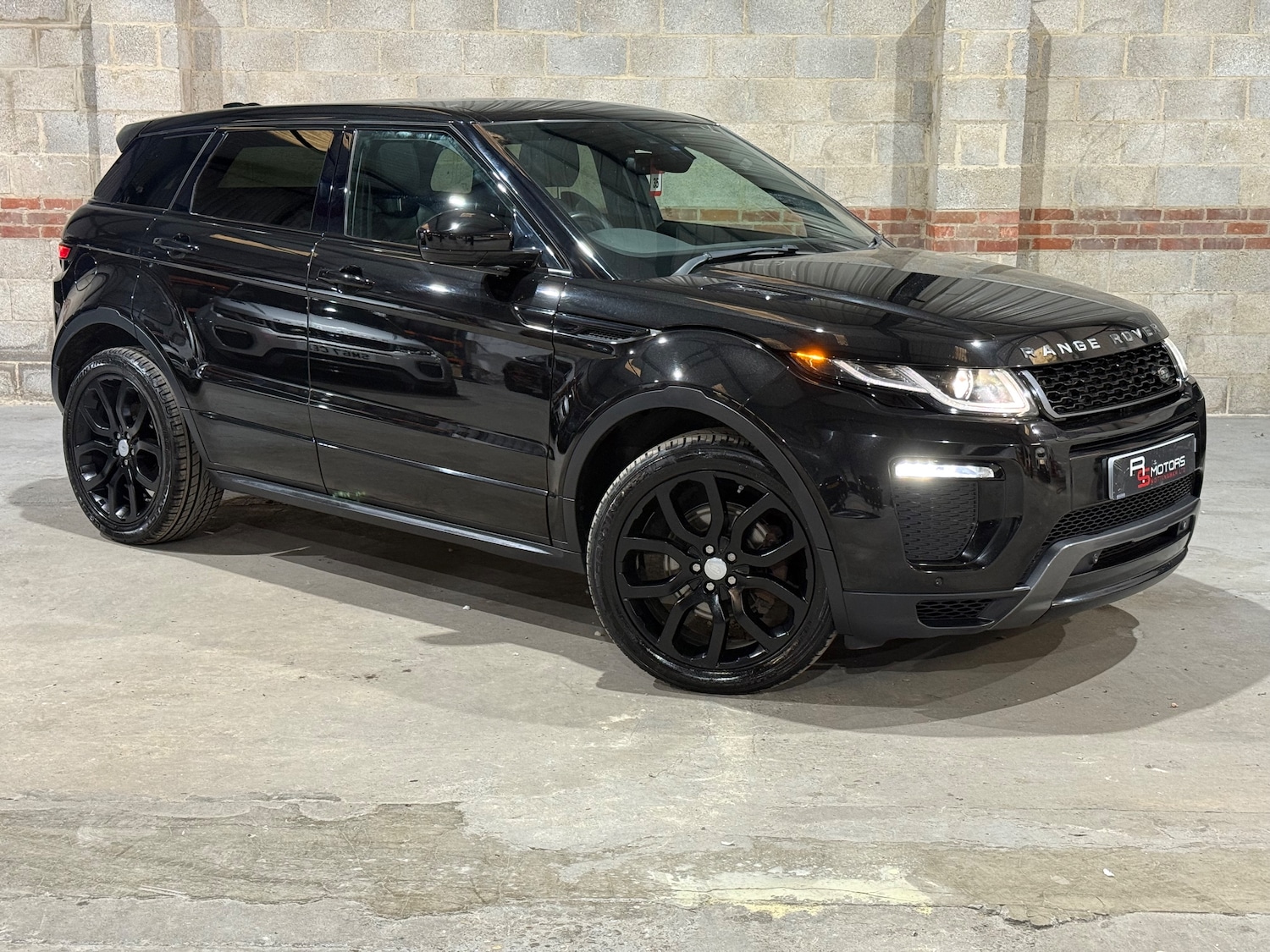 Used Land Rover Range Rover Evoque 2018 for sale - 76420241: Photo 1