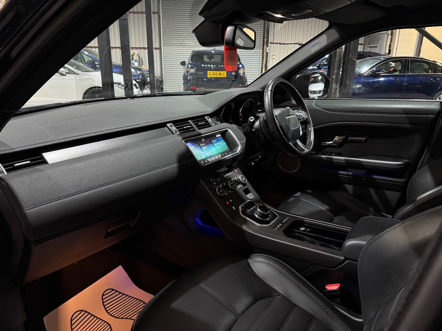 Used Land Rover Range Rover Evoque 2018 for sale - 76420241: Photo 10