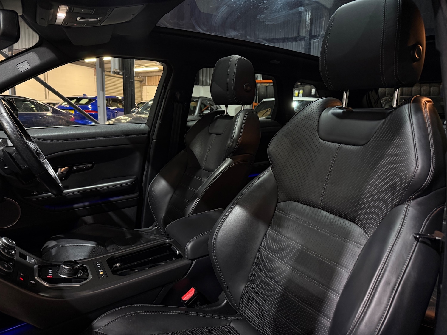 Used Land Rover Range Rover Evoque 2018 for sale - 76420241: Photo 11