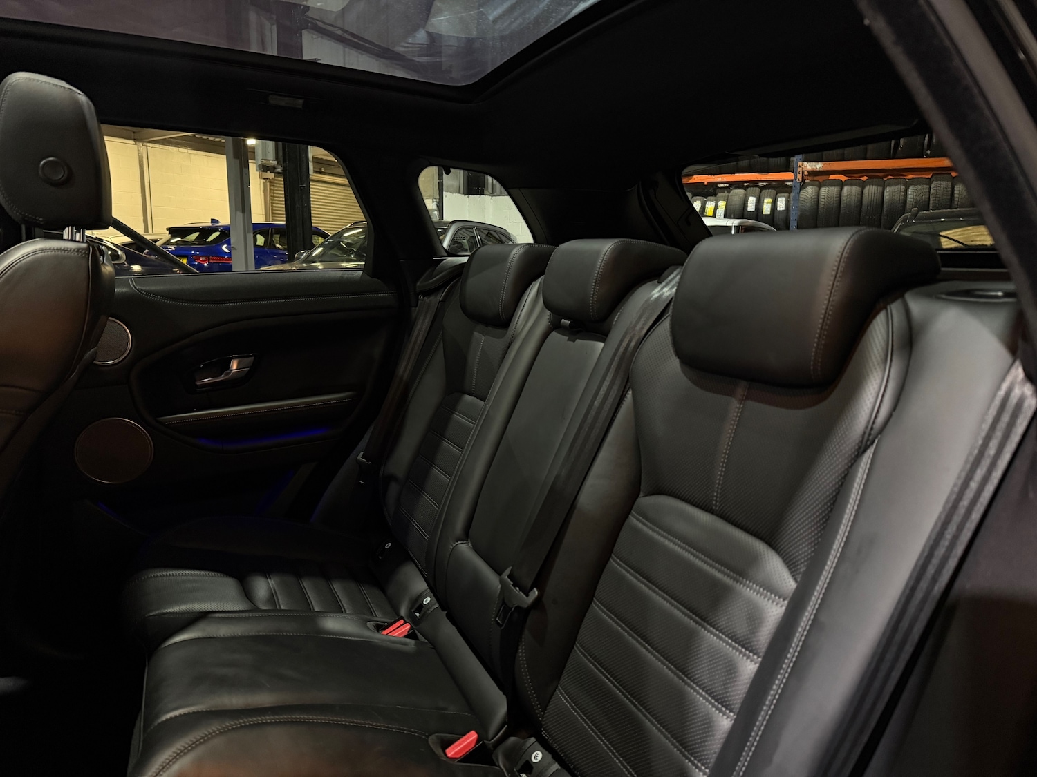 Used Land Rover Range Rover Evoque 2018 for sale - 76420241: Photo 16