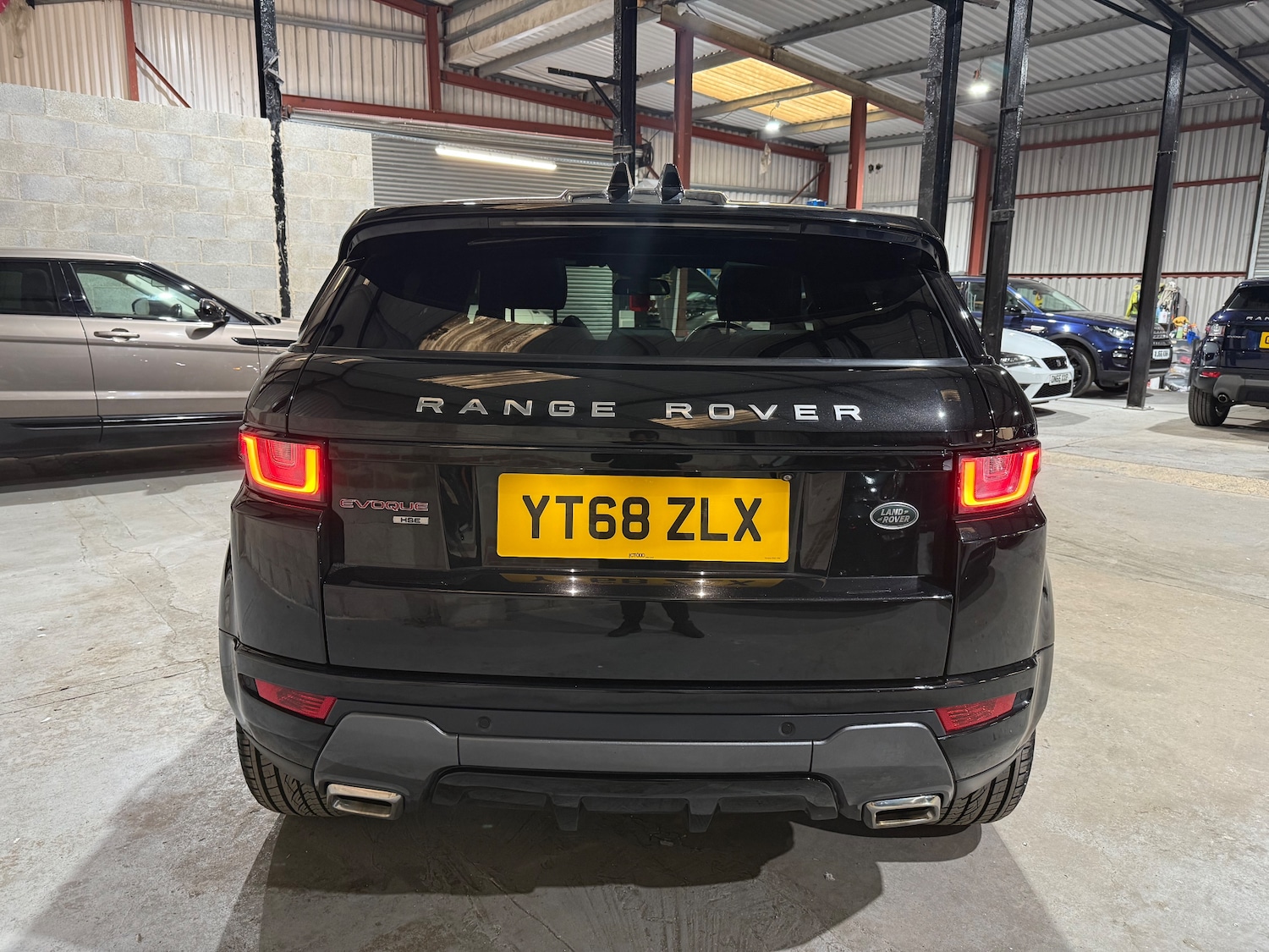 Used Land Rover Range Rover Evoque 2018 for sale - 76420241: Photo 4
