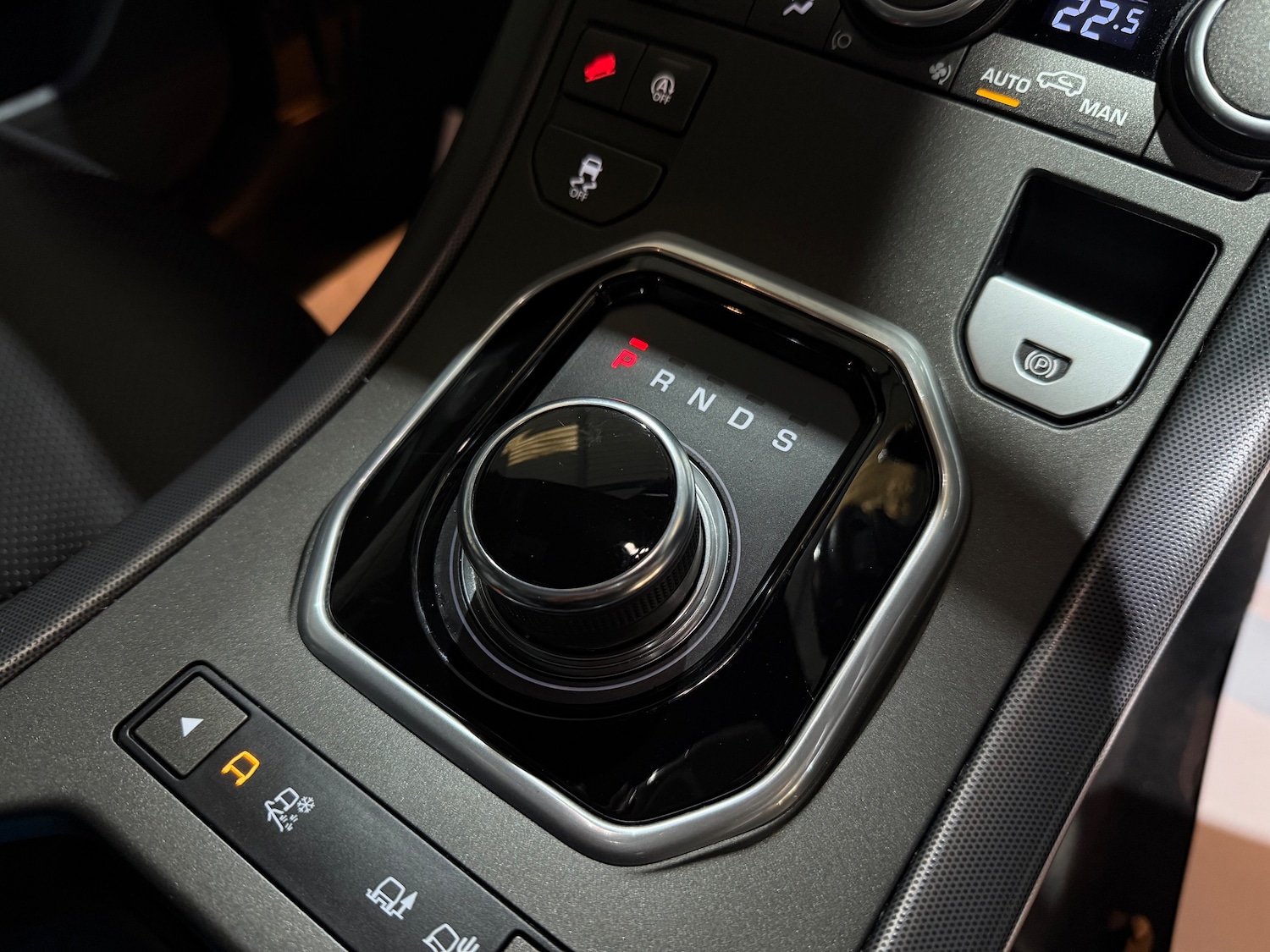 Used Land Rover Range Rover Evoque 2018 for sale - 76420241: Photo 47