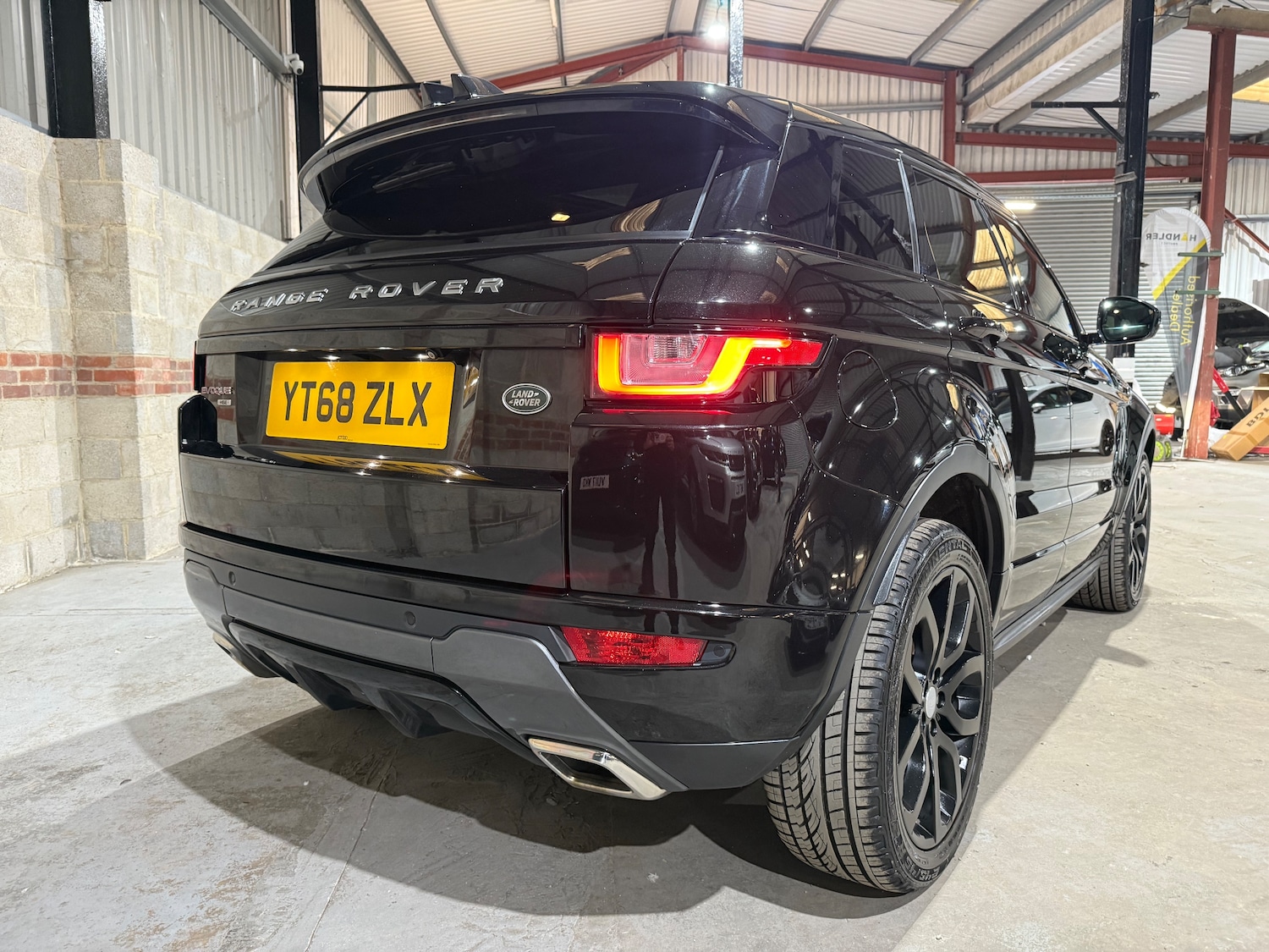 Used Land Rover Range Rover Evoque 2018 for sale - 76420241: Photo 51