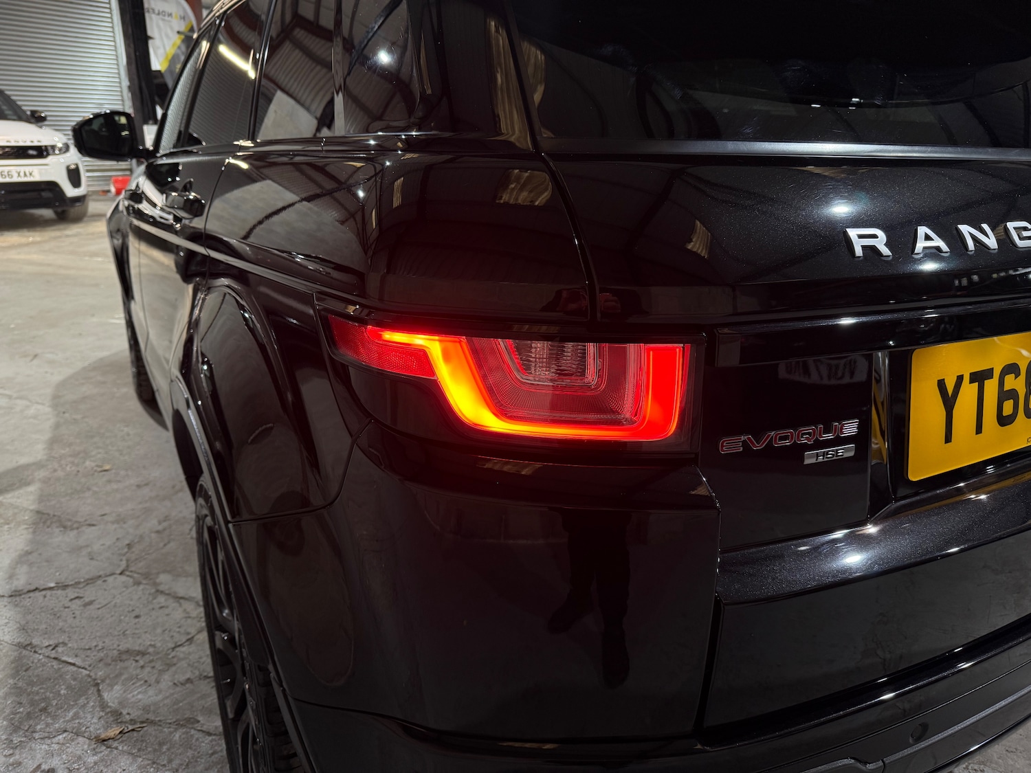 Used Land Rover Range Rover Evoque 2018 for sale - 76420241: Photo 54