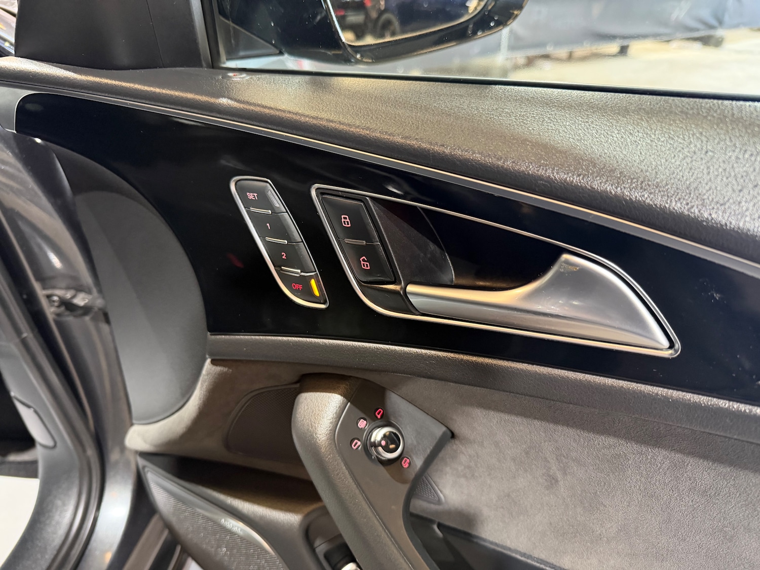 Used Audi A6 Saloon for sale - 78107089: Photo 27