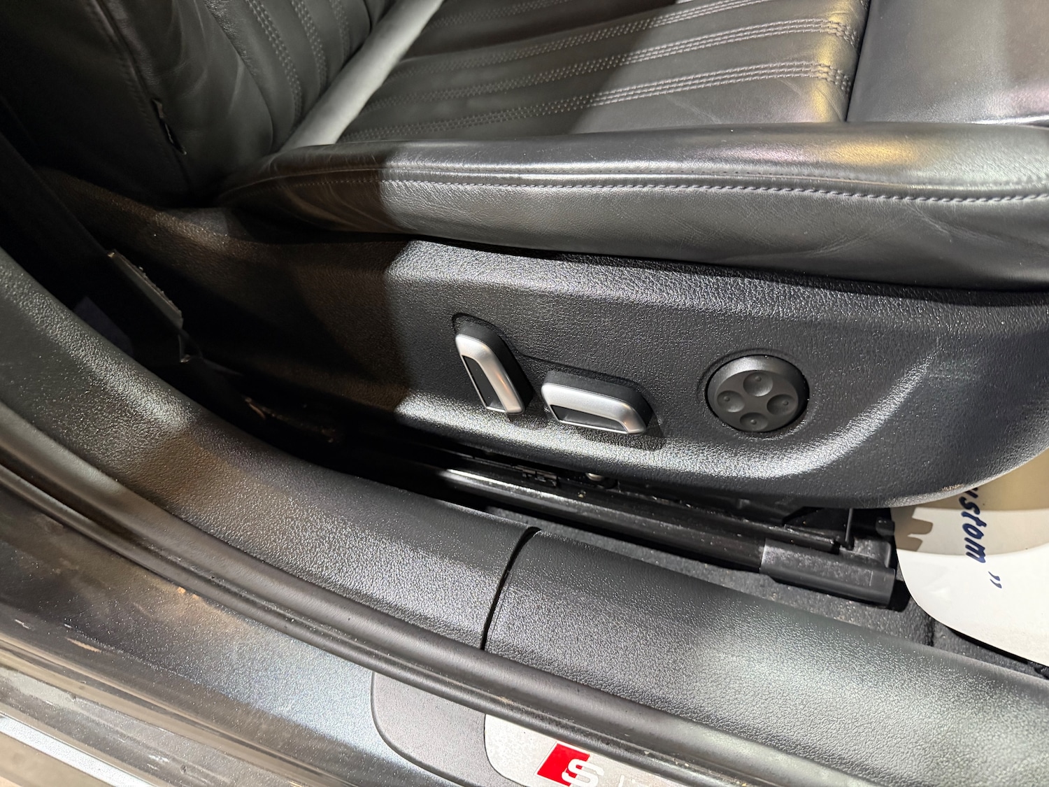 Used Audi A6 Saloon for sale - 78107089: Photo 32