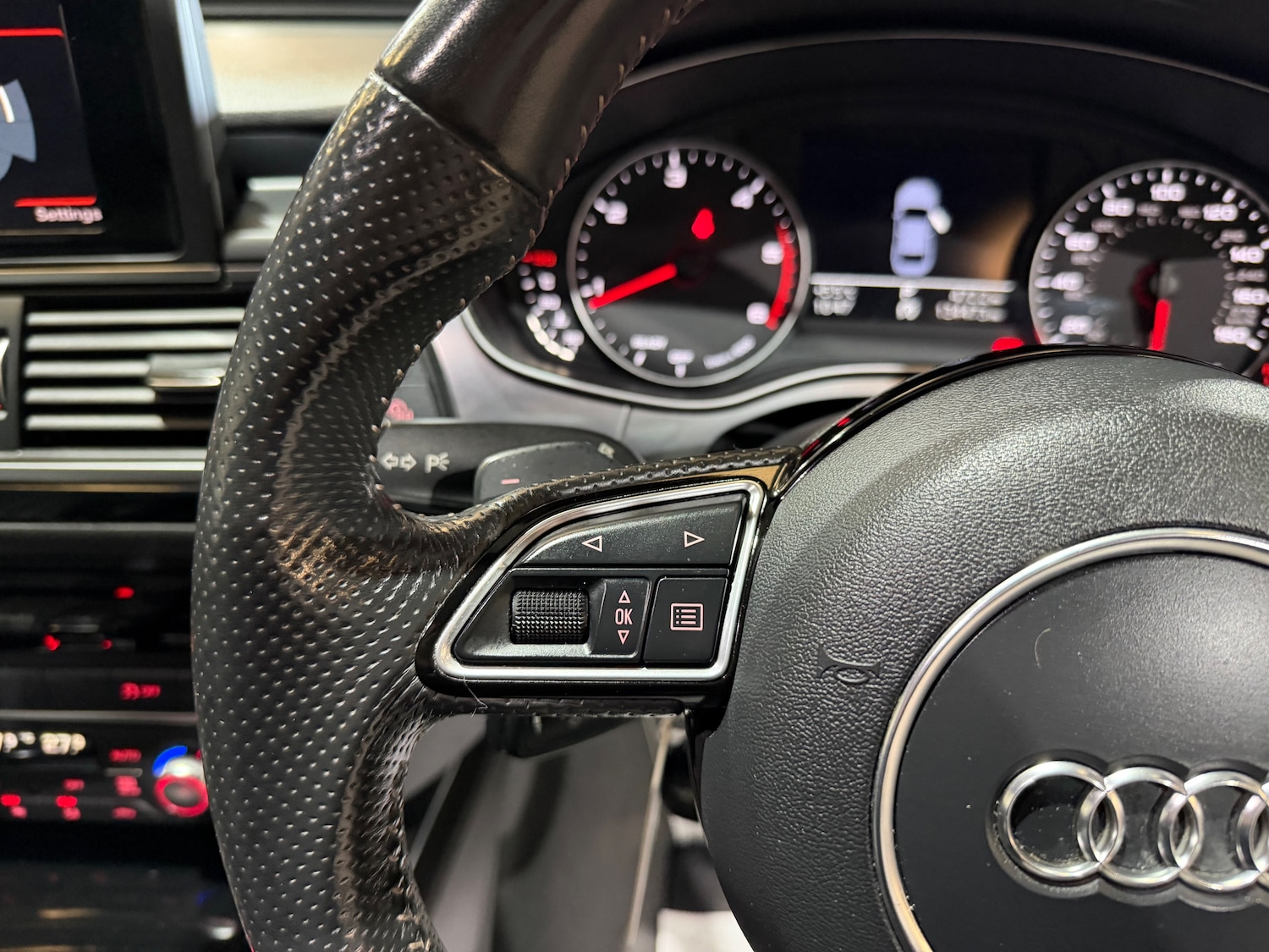 Used Audi A6 Saloon for sale - 78107089: Photo 36