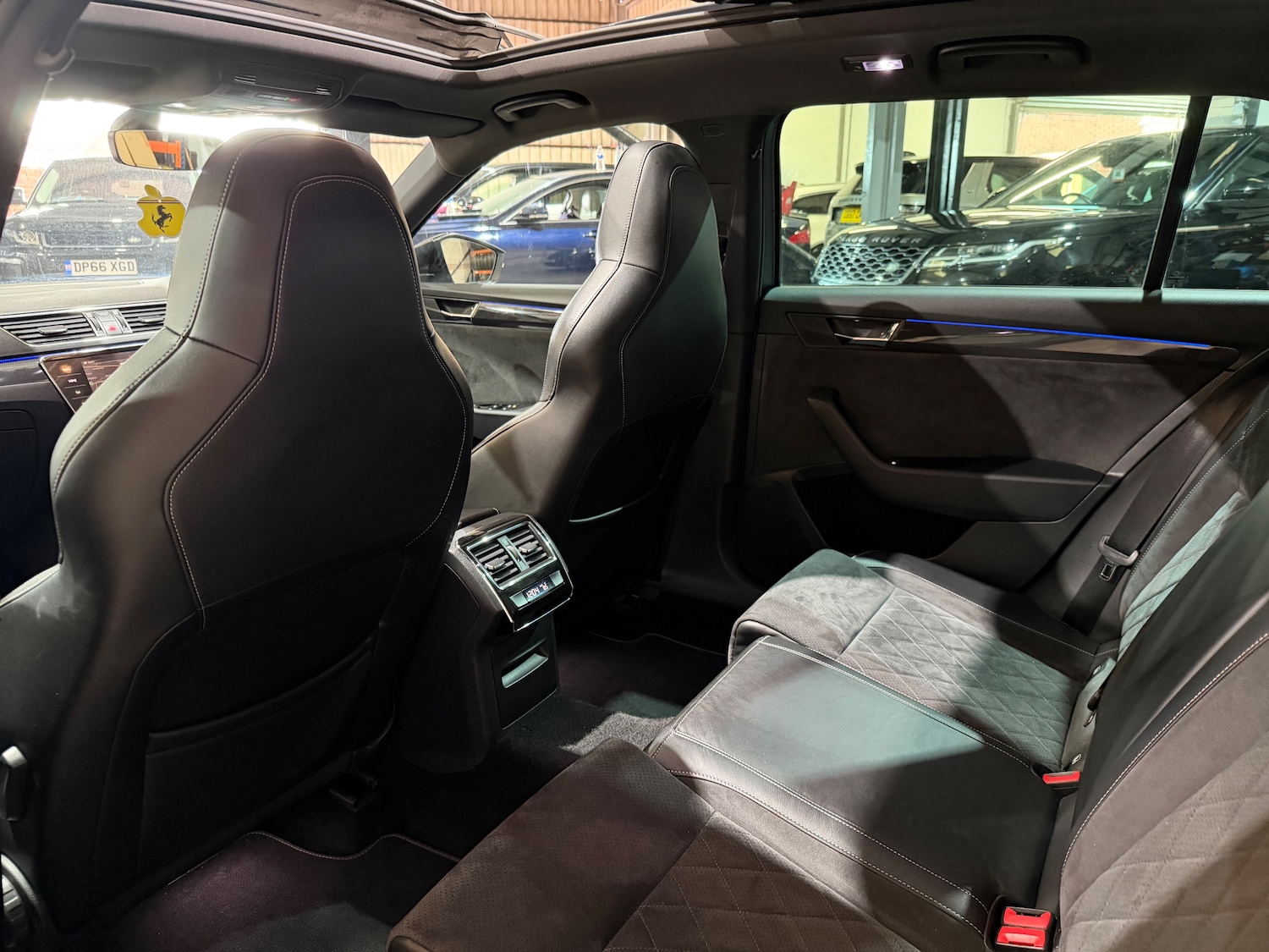 Used Skoda Superb 2018 for sale - 77394184: Photo 14