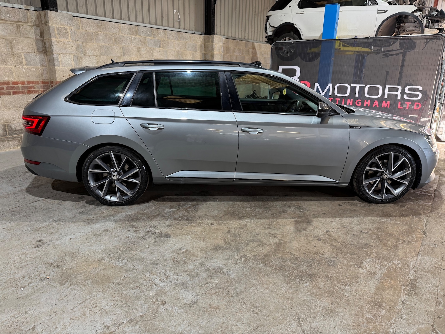 Used Skoda Superb 2018 for sale - 77394184: Photo 2