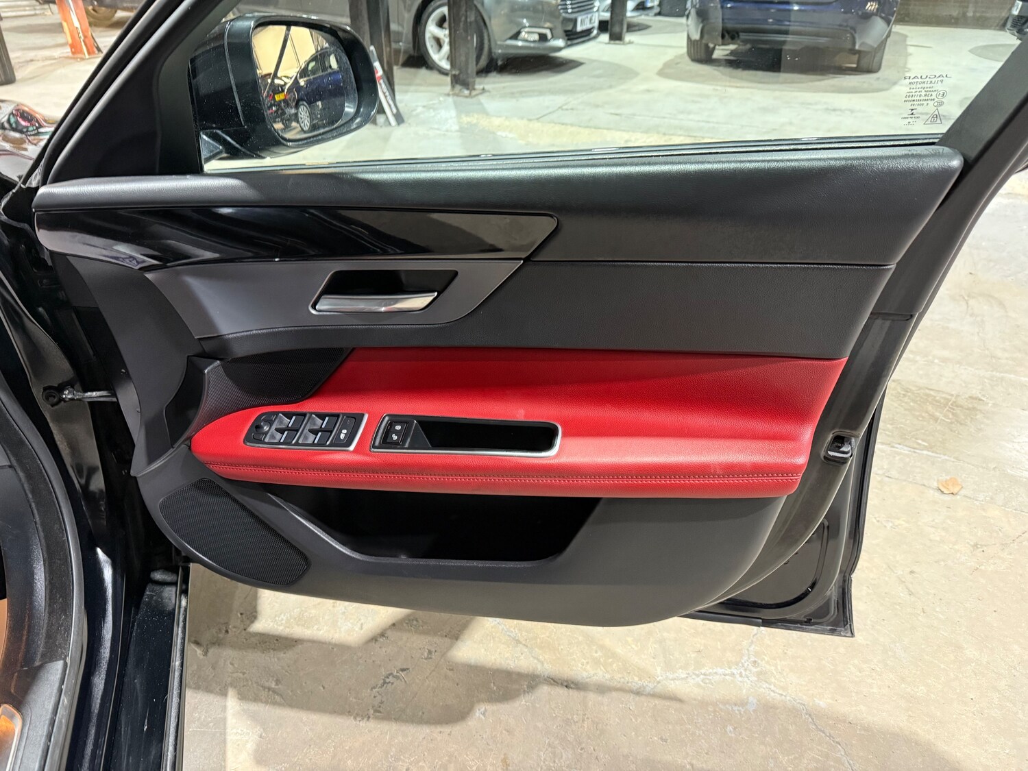 Used Jaguar XF 2016 for sale - 77557295: Photo 23