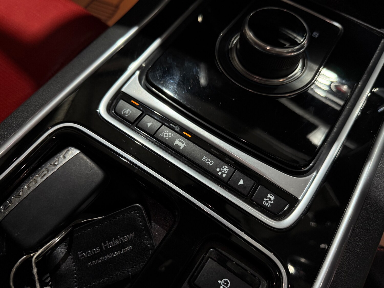 Used Jaguar XF 2016 for sale - 77557295: Photo 41