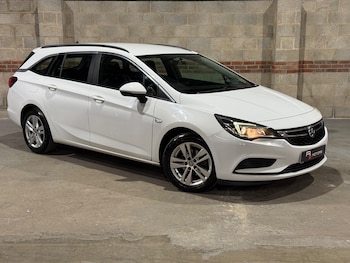 Vauxhall - Astra