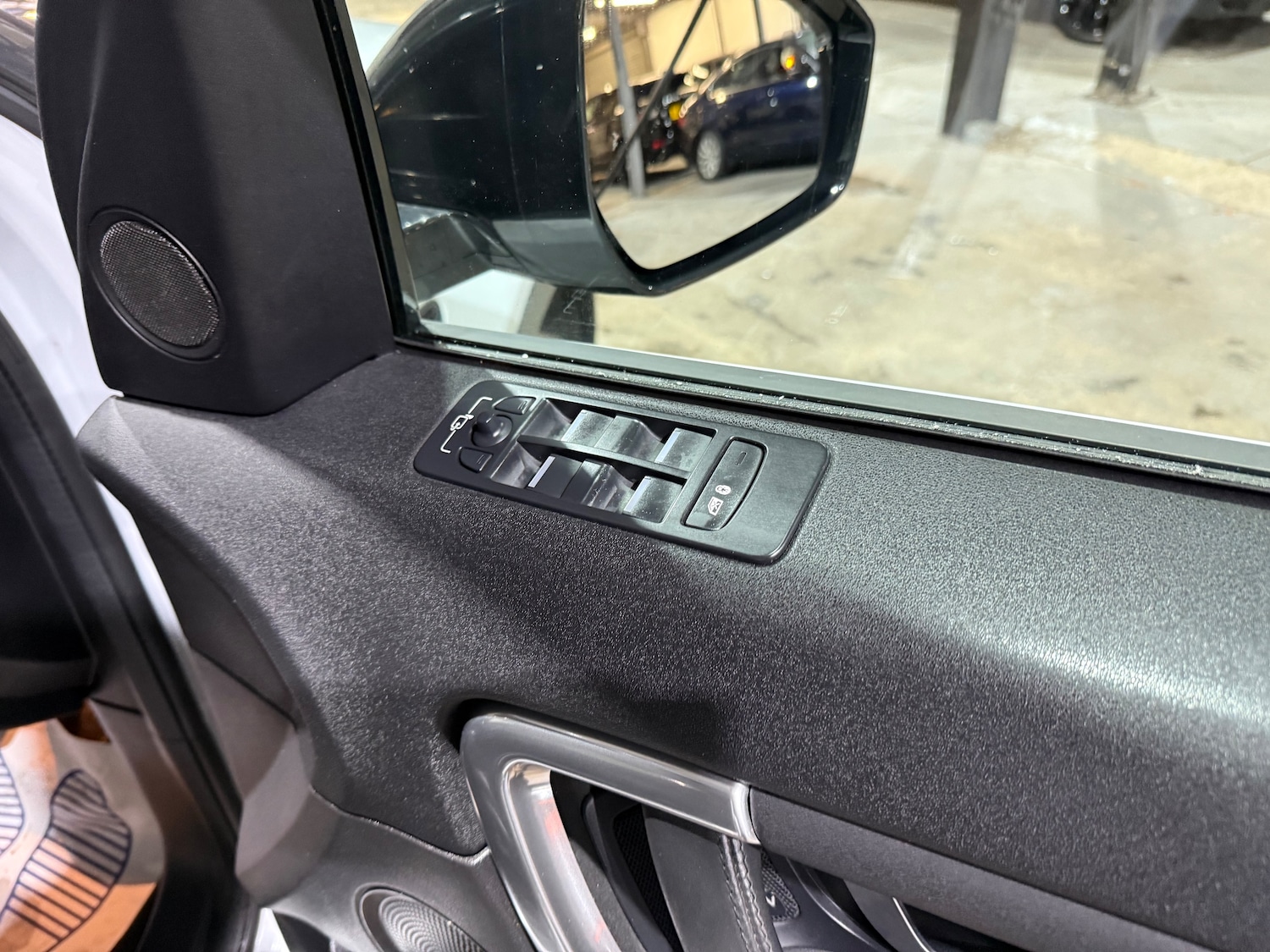 Used Land Rover Discovery Sport 2019 for sale - 76563487: Photo 25