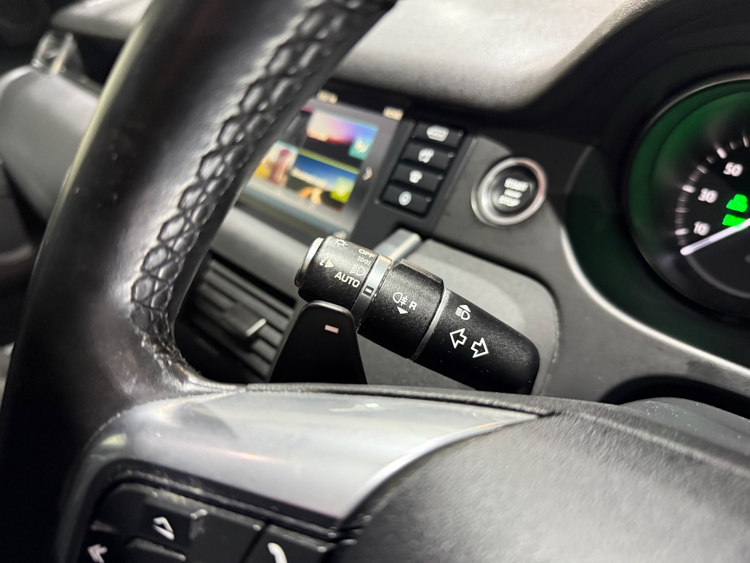 Used Land Rover Discovery Sport 2019 for sale - 76563487: Photo 35