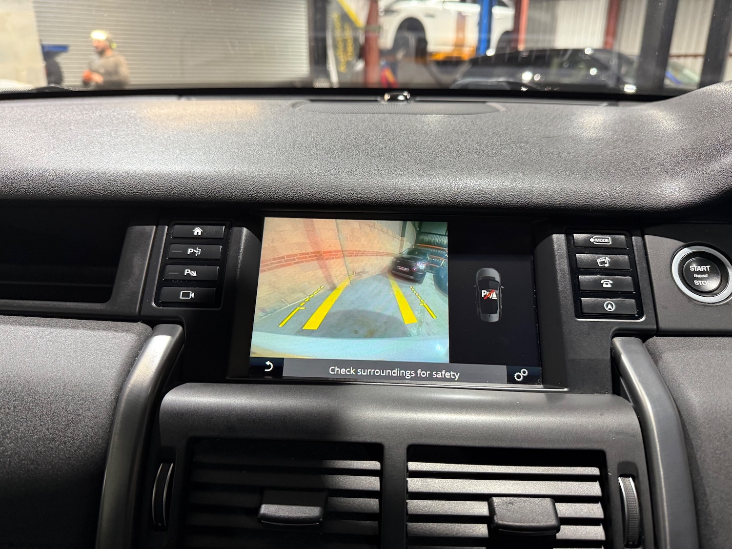 Used Land Rover Discovery Sport 2019 for sale - 76563487: Photo 46