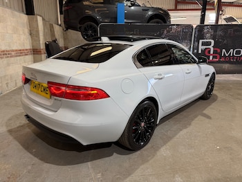Used Jaguar XE 2017 for sale - 78311299: Photo