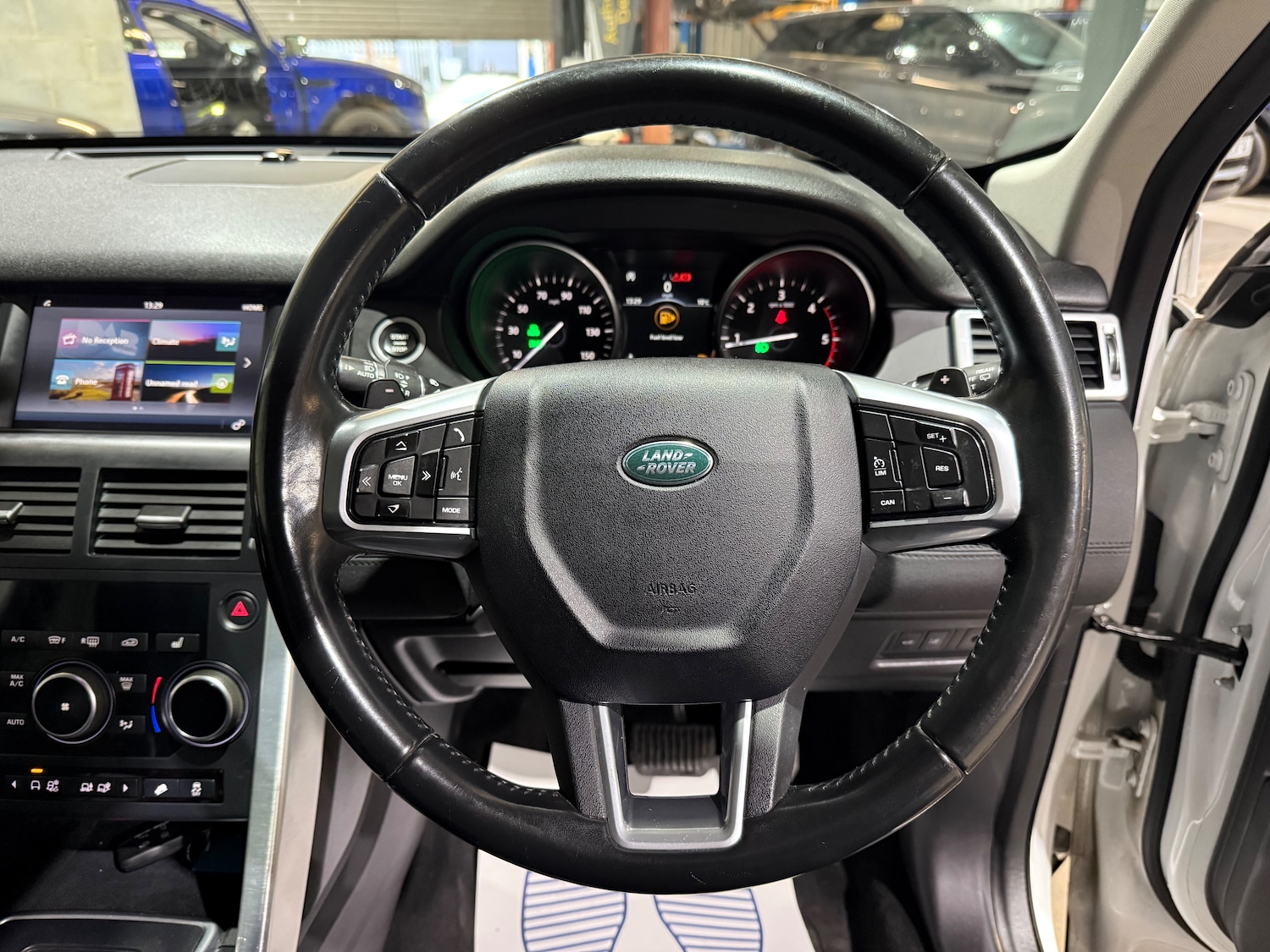 Used Land Rover Discovery Sport 2017 for sale - 76915180: Photo 35