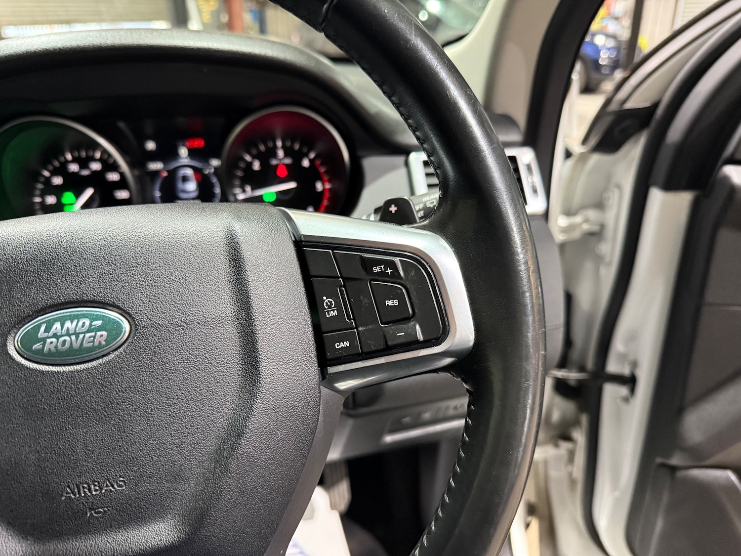 Used Land Rover Discovery Sport 2017 for sale - 76915180: Photo 37