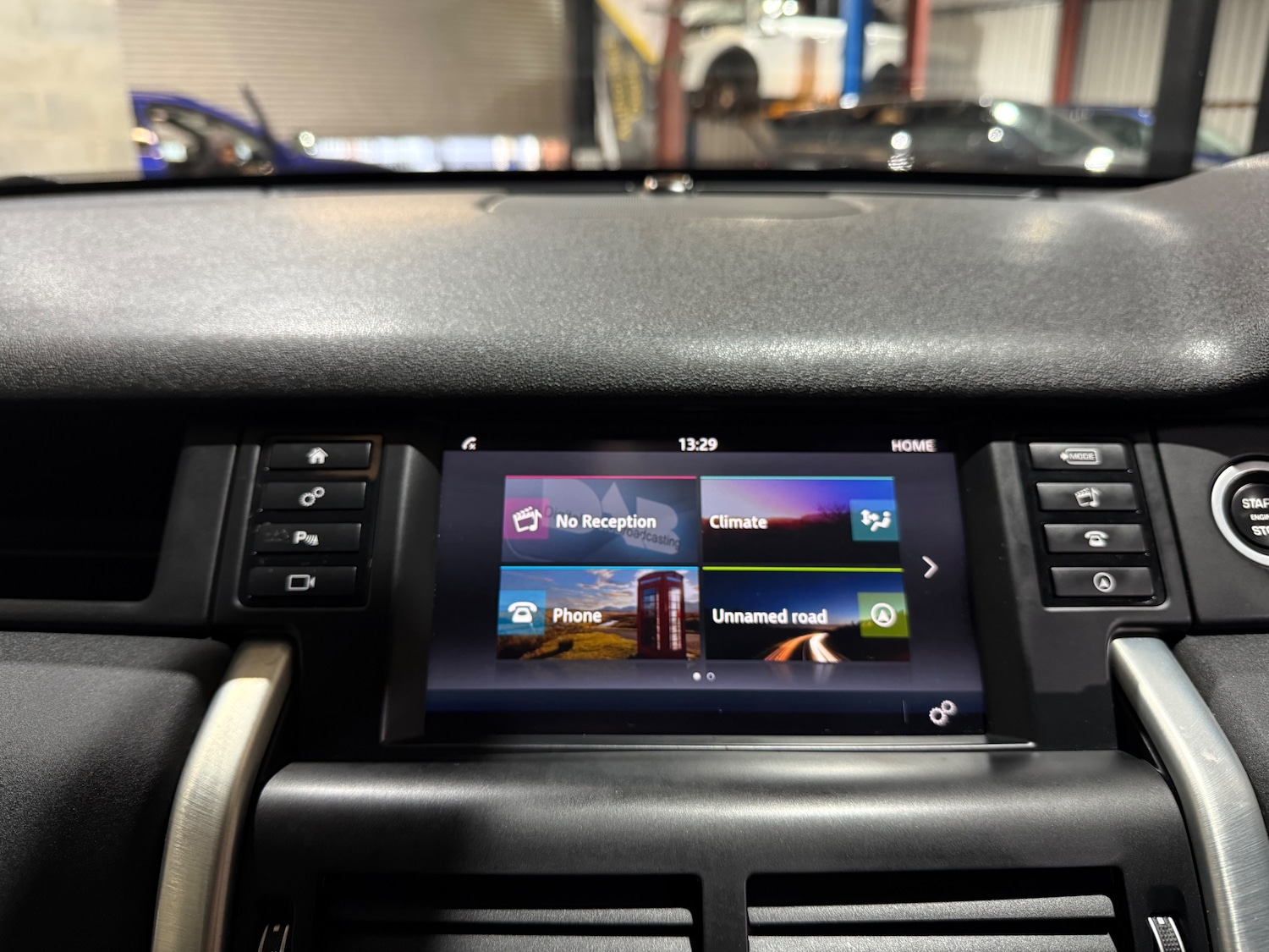 Used Land Rover Discovery Sport 2017 for sale - 76915180: Photo 42