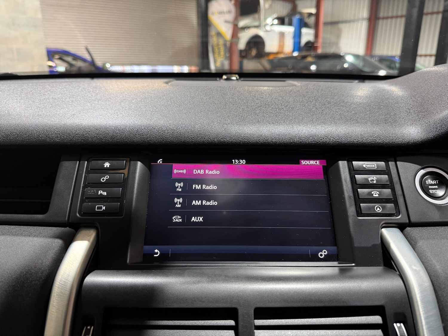 Used Land Rover Discovery Sport 2017 for sale - 76915180: Photo 45