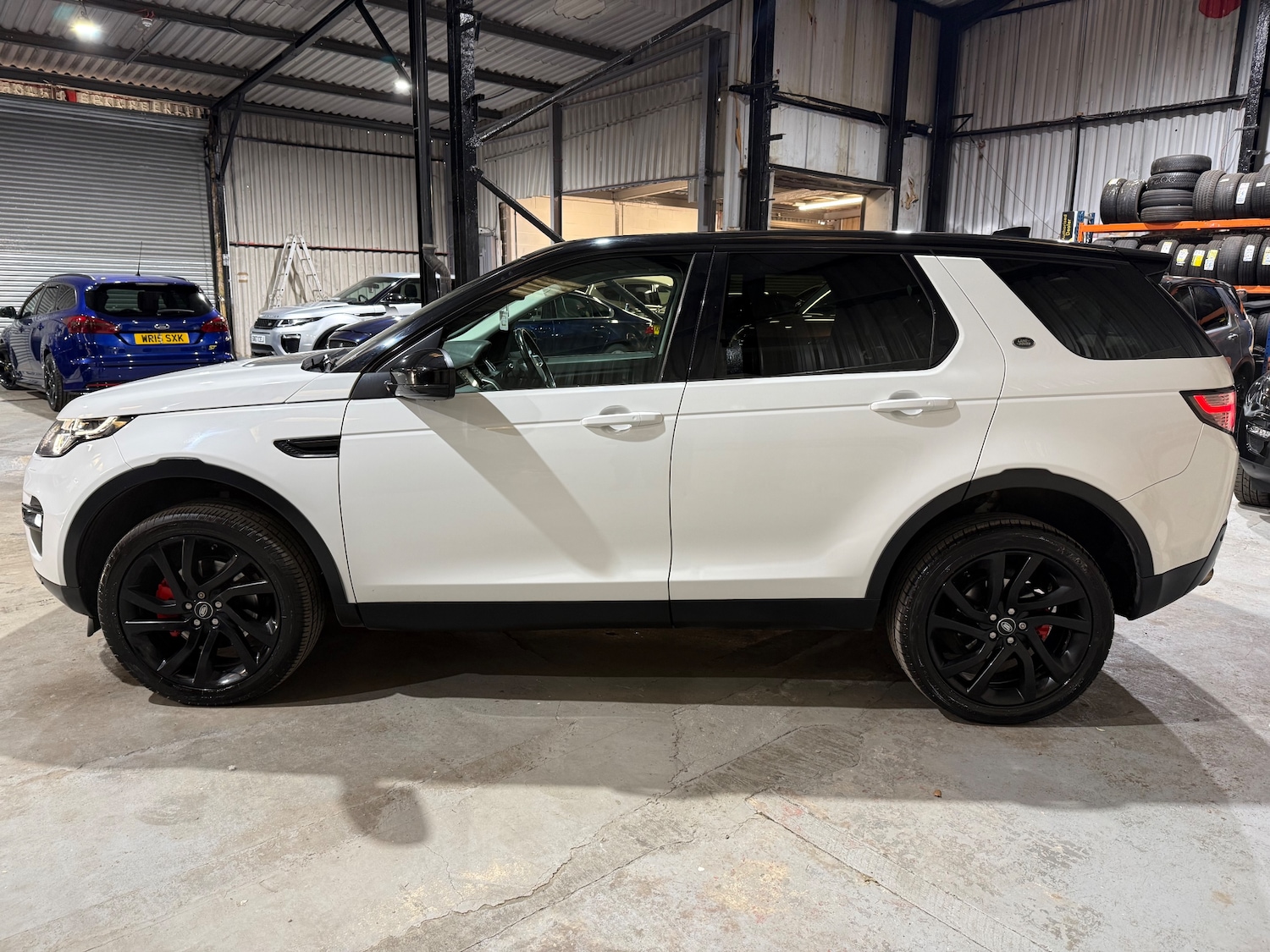 Used Land Rover Discovery Sport 2017 for sale - 76915180: Photo 5