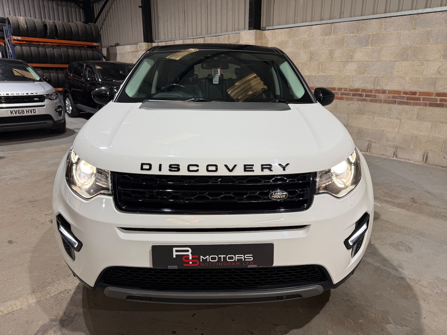 Used Land Rover Discovery Sport 2017 for sale - 76915180: Photo 6
