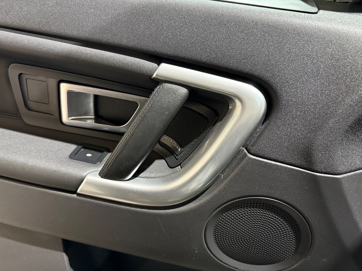 Used Land Rover Discovery Sport 2017 for sale - 76915180: Photo 9