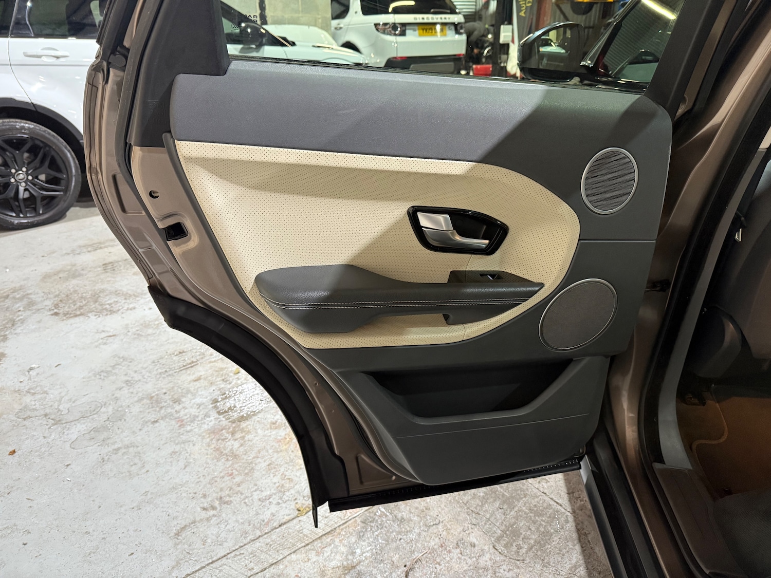 Used Land Rover Range Rover Evoque 2015 for sale - 76557820: Photo 15