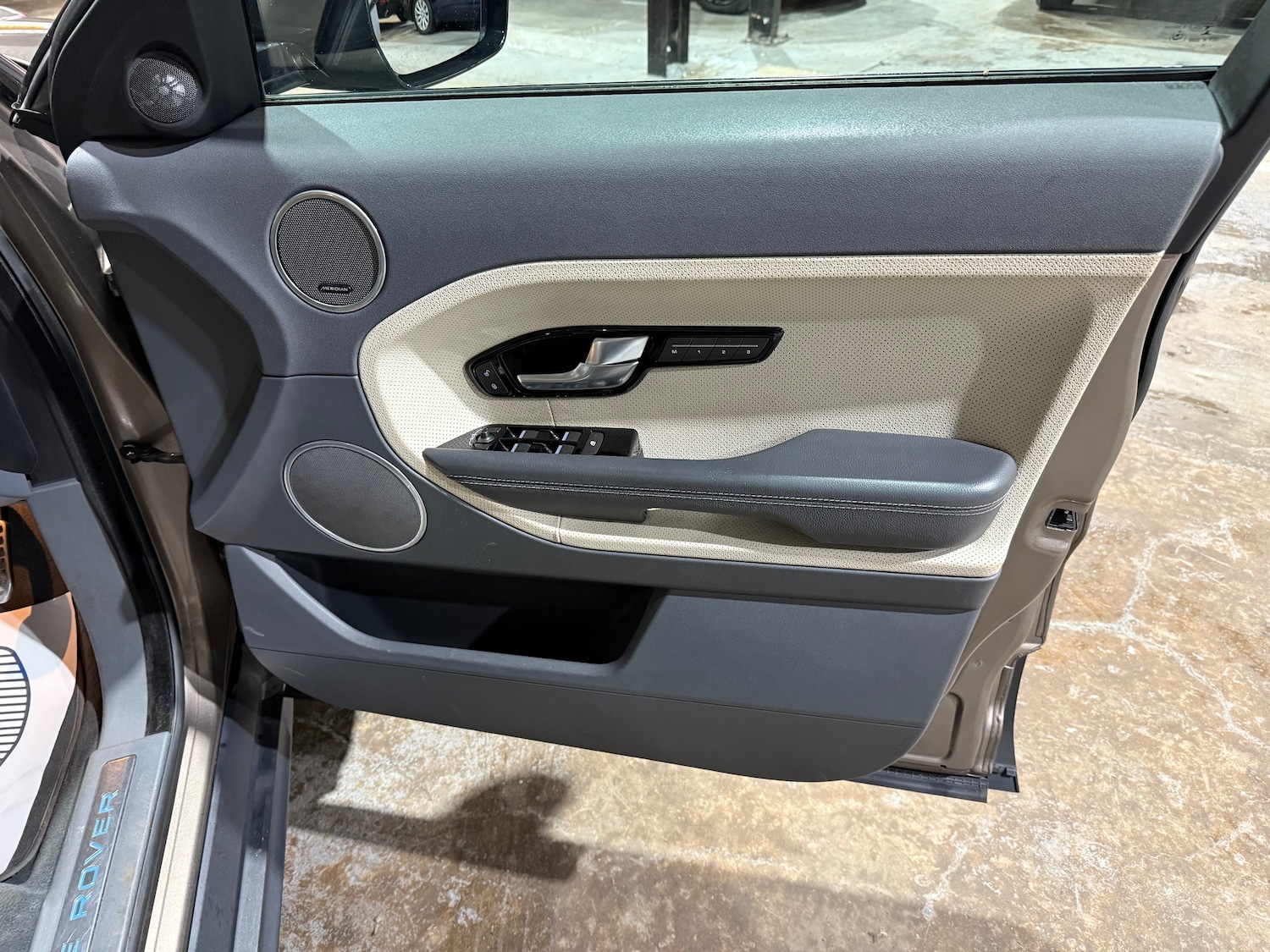 Used Land Rover Range Rover Evoque 2015 for sale - 76557820: Photo 24