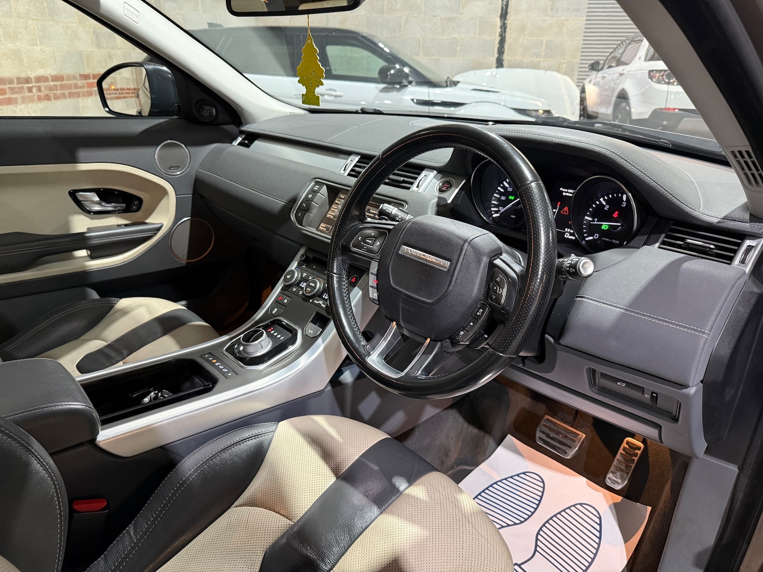 Used Land Rover Range Rover Evoque 2015 for sale - 76557820: Photo 27