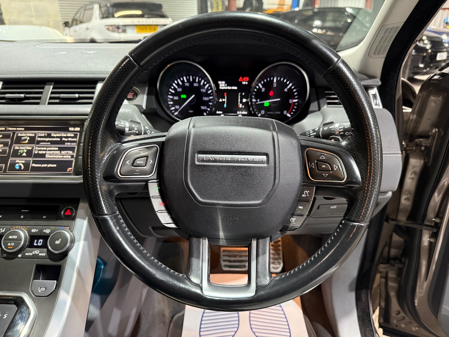 Used Land Rover Range Rover Evoque 2015 for sale - 76557820: Photo 31