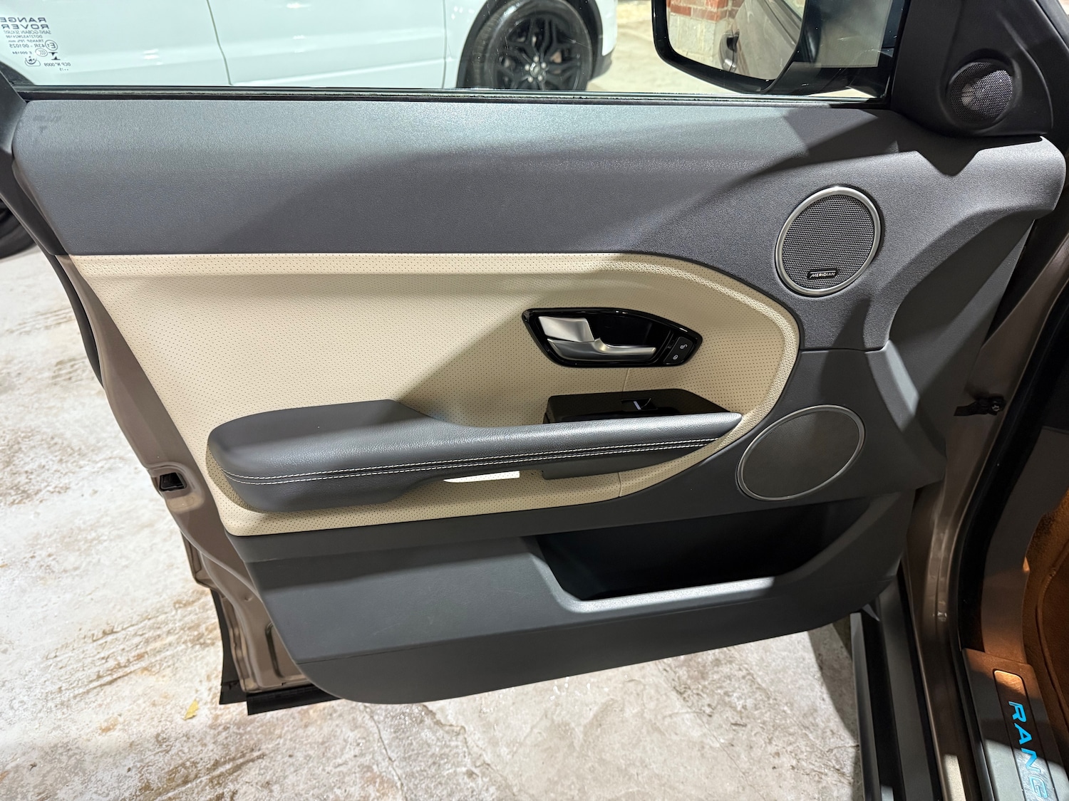 Used Land Rover Range Rover Evoque 2015 for sale - 76557820: Photo 7