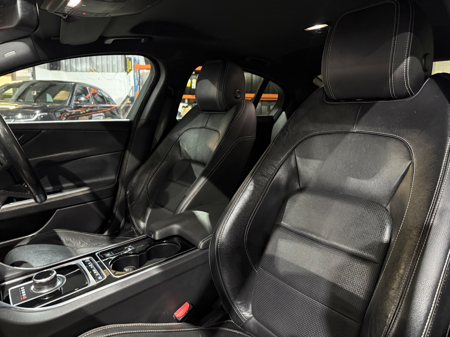 Used Jaguar XE for sale - 77256551: Photo 10