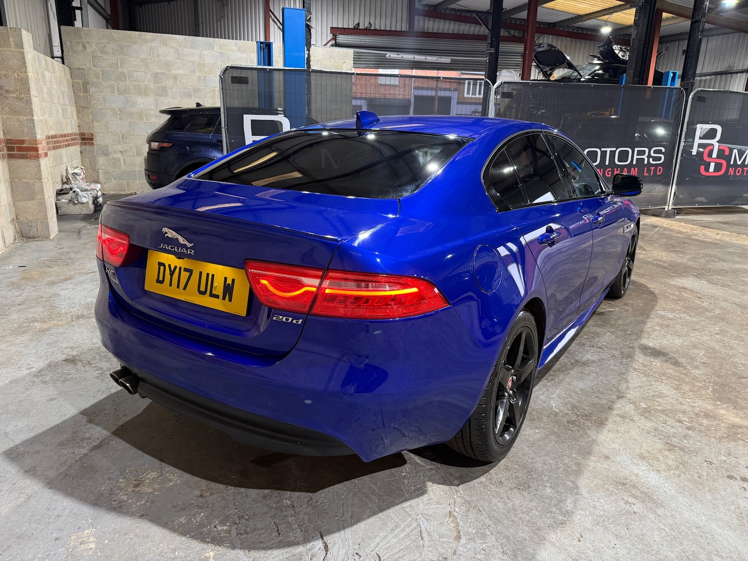 Used Jaguar XE for sale - 77256551: Photo 3