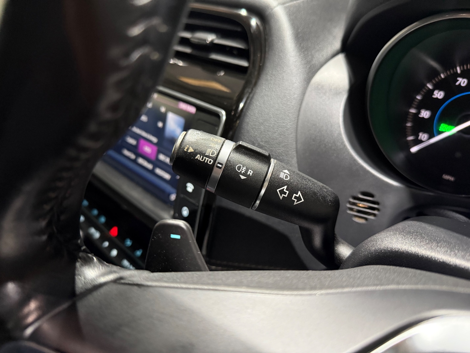 Used Jaguar XE for sale - 77256551: Photo 34