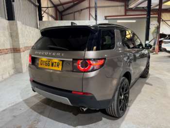 Used Land Rover Discovery Sport 2016 for sale - 75250277: Photo