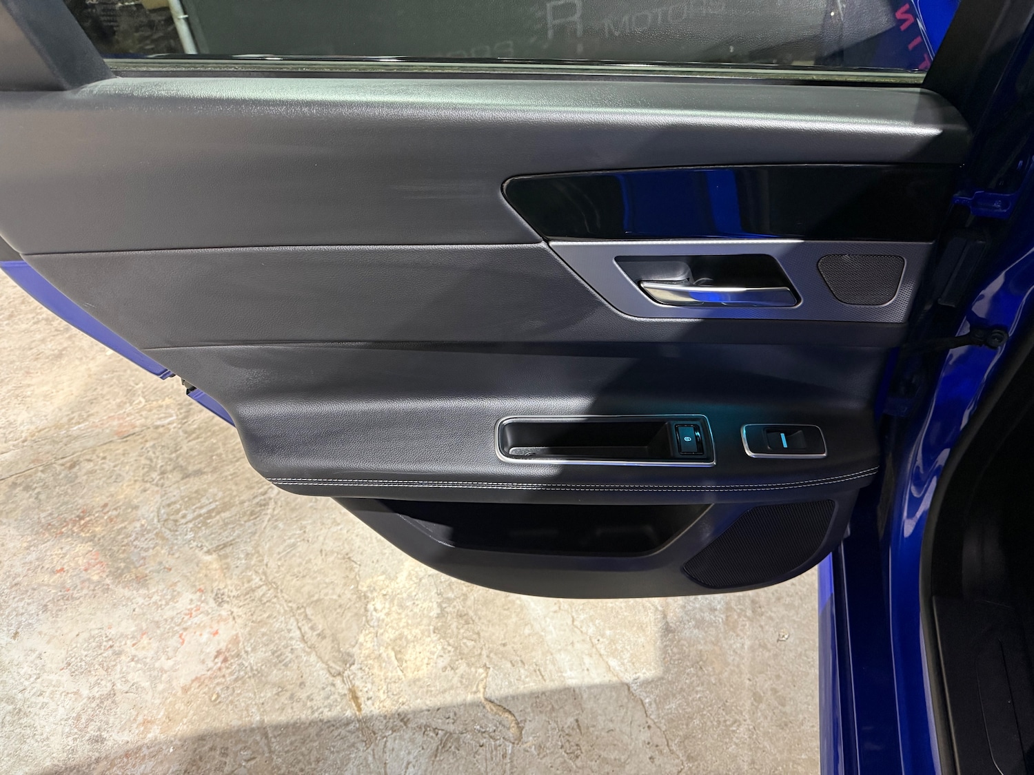 Used Jaguar XF 2017 for sale - 77798076: Photo 26