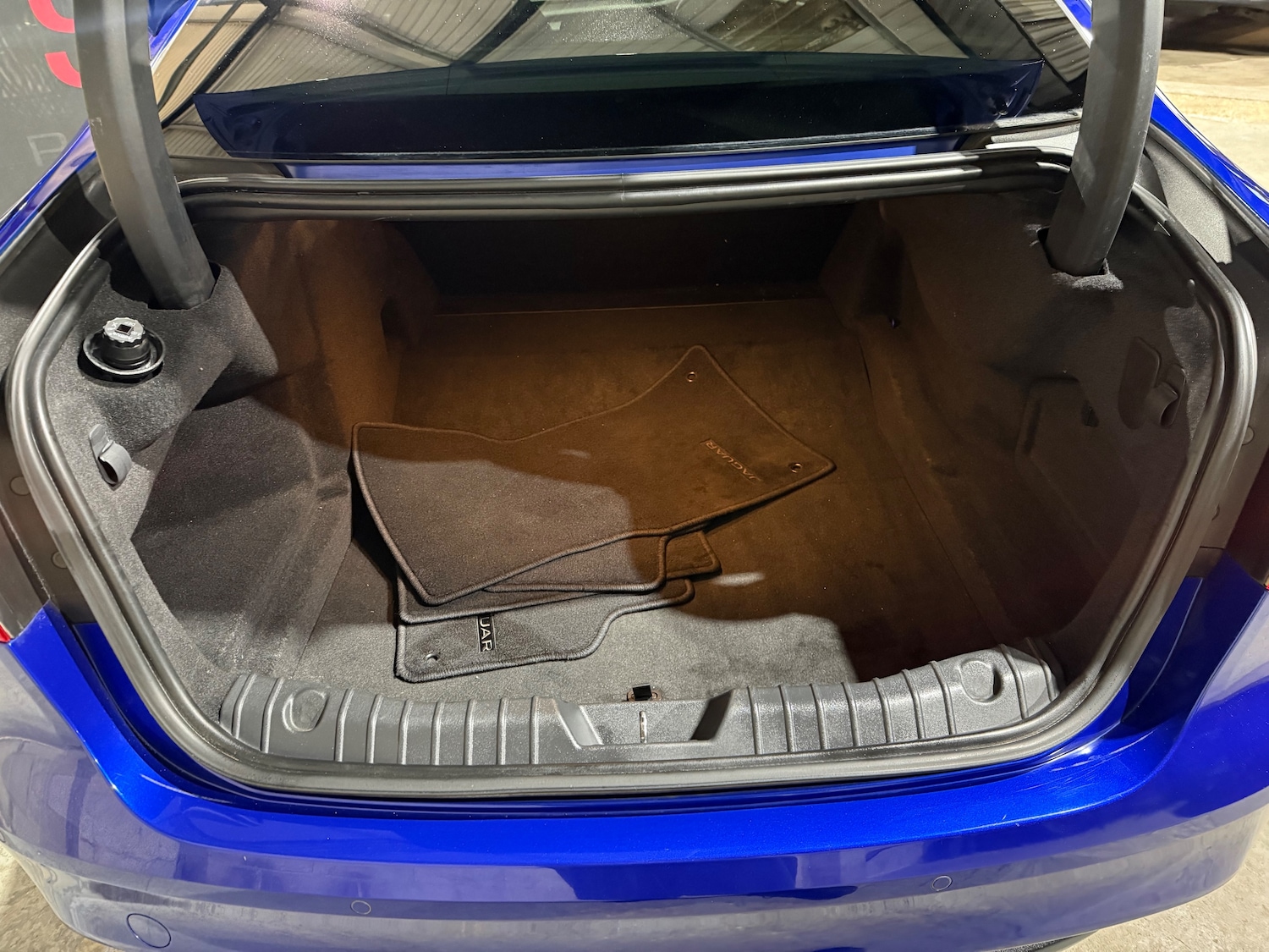 Used Jaguar XF 2017 for sale - 77798076: Photo 27