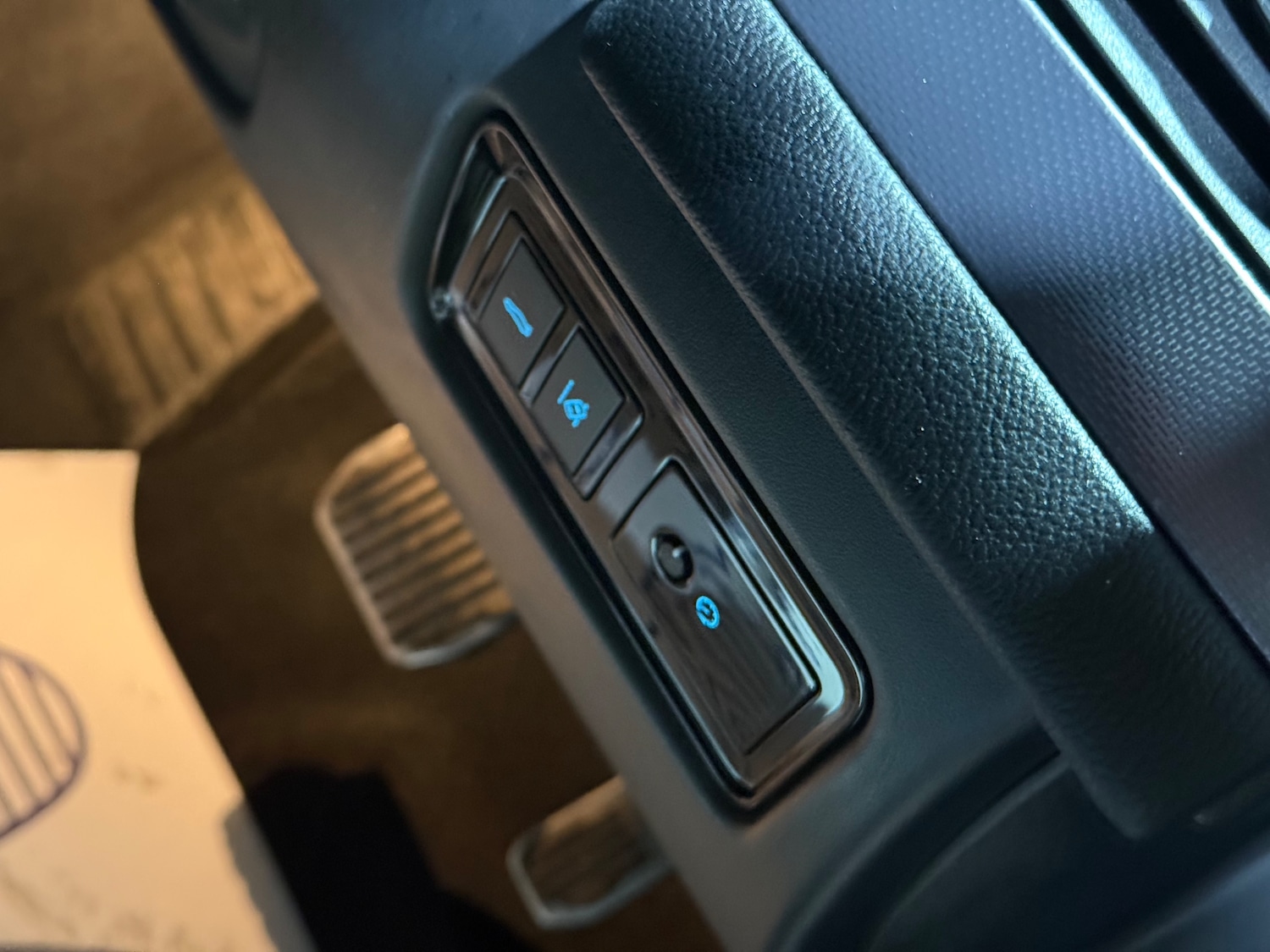 Used Jaguar XF 2017 for sale - 77798076: Photo 35