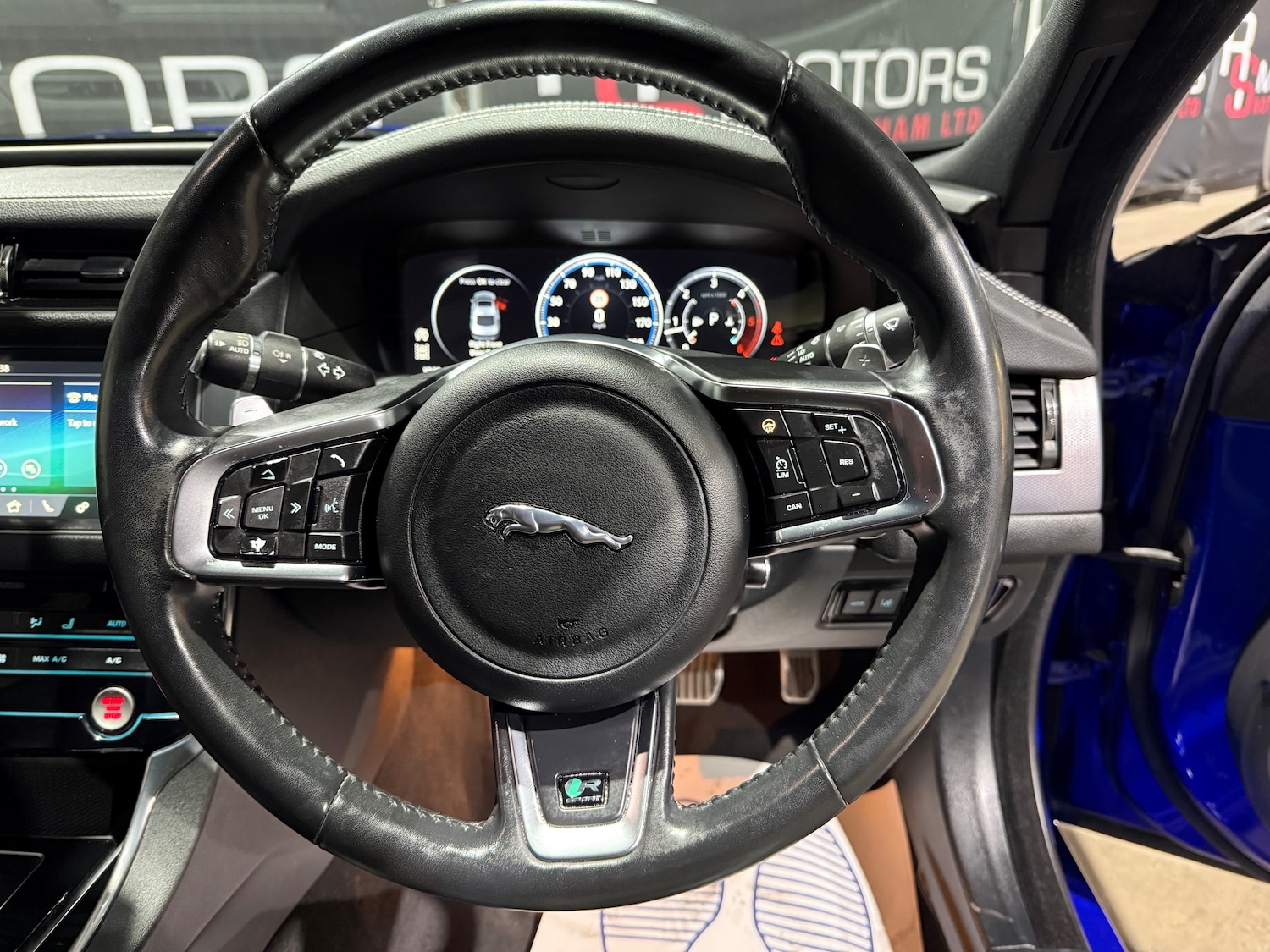 Used Jaguar XF 2017 for sale - 77798076: Photo 42