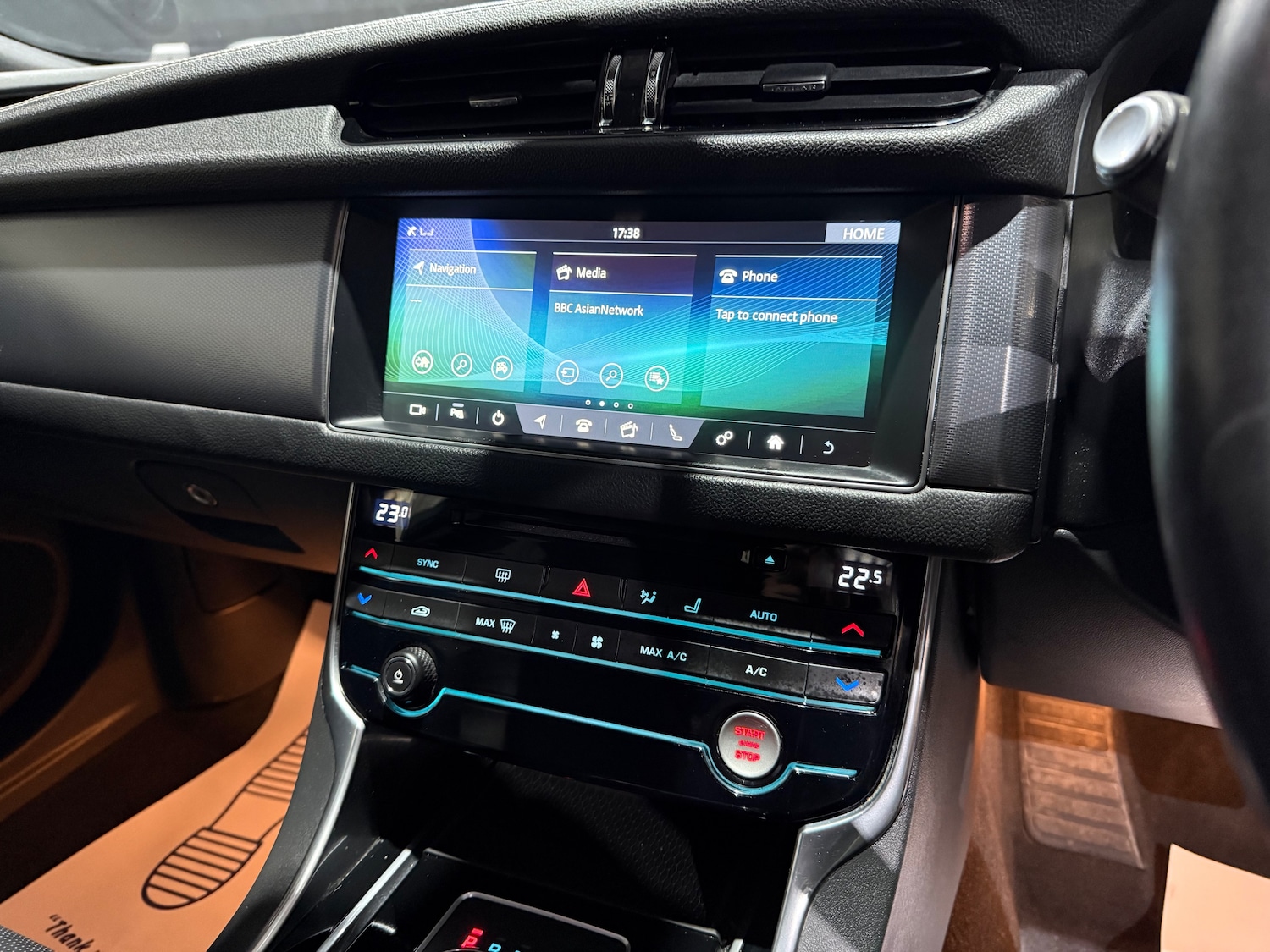 Used Jaguar XF 2017 for sale - 77798076: Photo 43