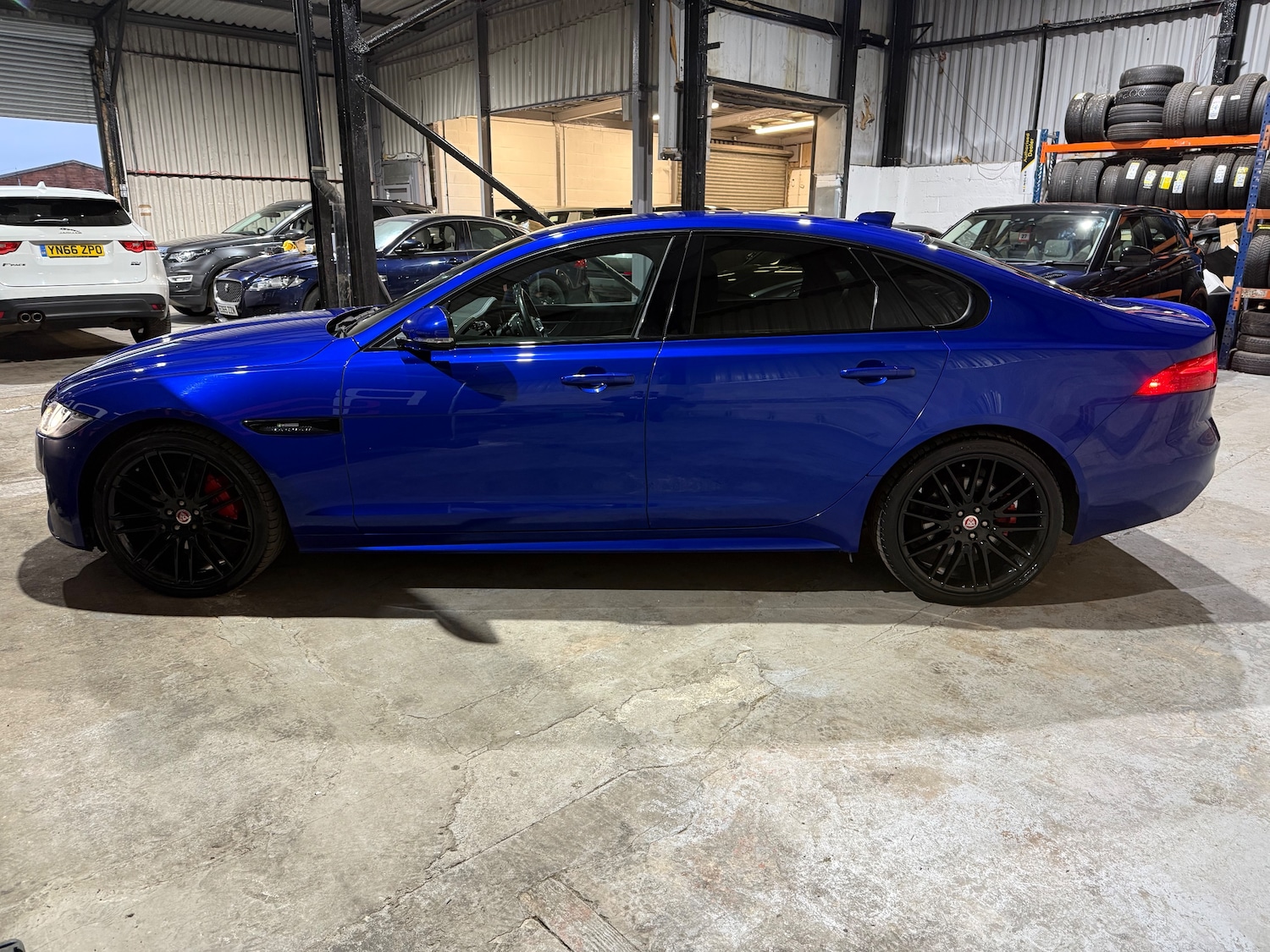 Used Jaguar XF 2017 for sale - 77798076: Photo 6