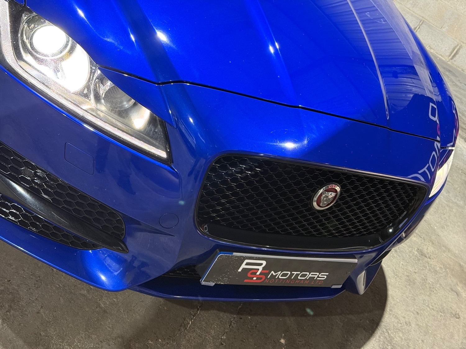 Used Jaguar XF 2017 for sale - 77798076: Photo 8