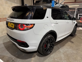 Used Land Rover Discovery Sport 2017 for sale - 79354059: Photo